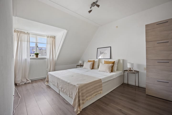 Foto 19 van Ds. Louwe Kooymanslaan 33