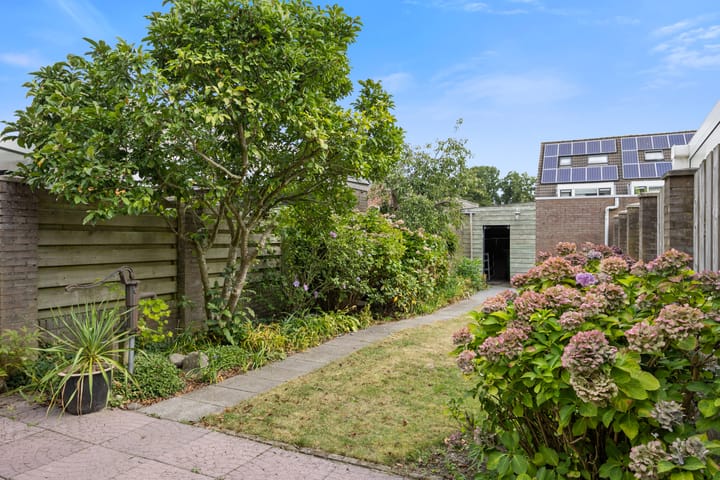 Foto 28 van Ds. Louwe Kooymanslaan 33