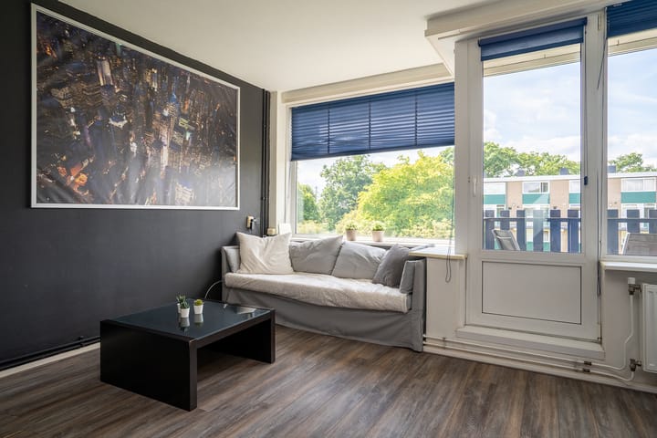 Photo 11 of Roelof van Schevenstraat 91