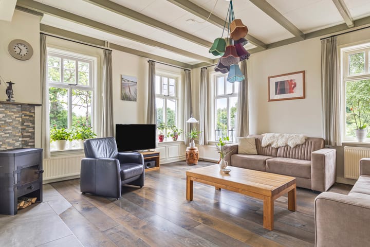 Photo 9 of Haulerwijksterweg 17