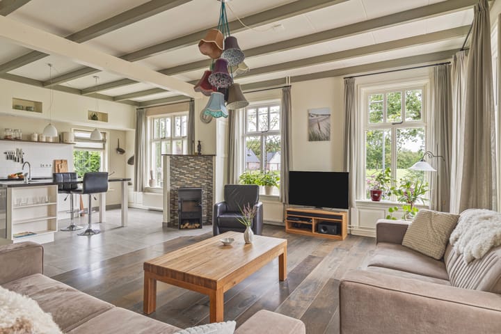 Photo 11 of Haulerwijksterweg 17