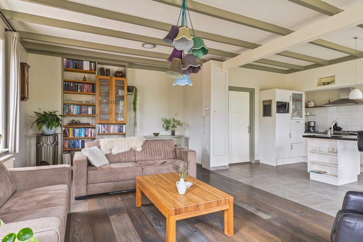 Photo 12 of Haulerwijksterweg 17