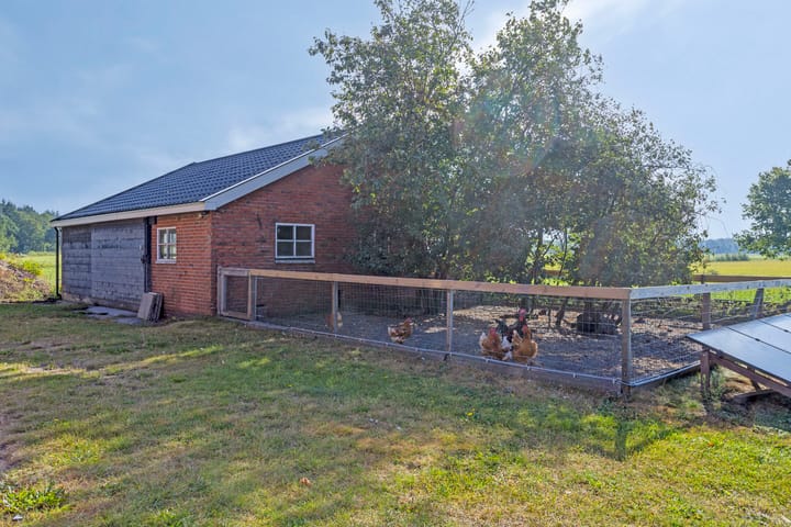 Photo 33 of Haulerwijksterweg 17