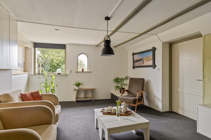 Photo 53 of Haulerwijksterweg 17