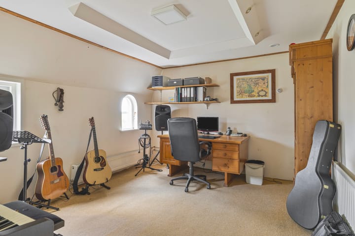 Photo 57 of Haulerwijksterweg 17