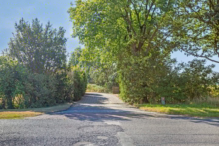 Photo 60 of Haulerwijksterweg 17