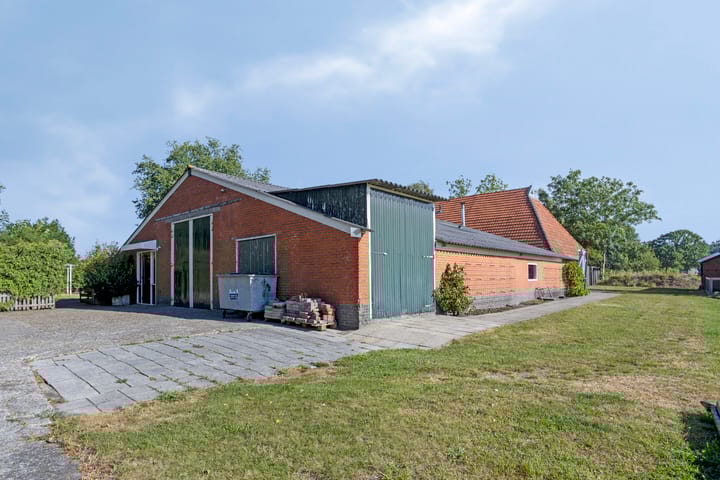 Photo 62 of Haulerwijksterweg 17