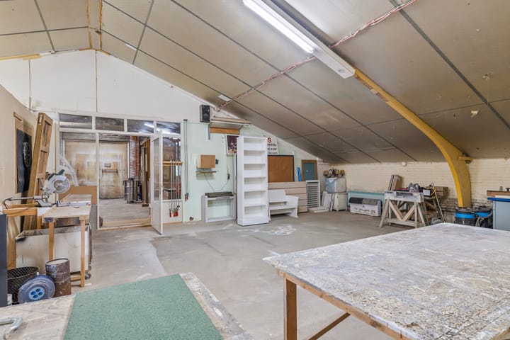 Photo 65 of Haulerwijksterweg 17