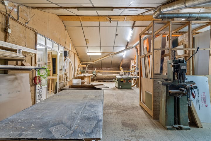 Photo 68 of Haulerwijksterweg 17