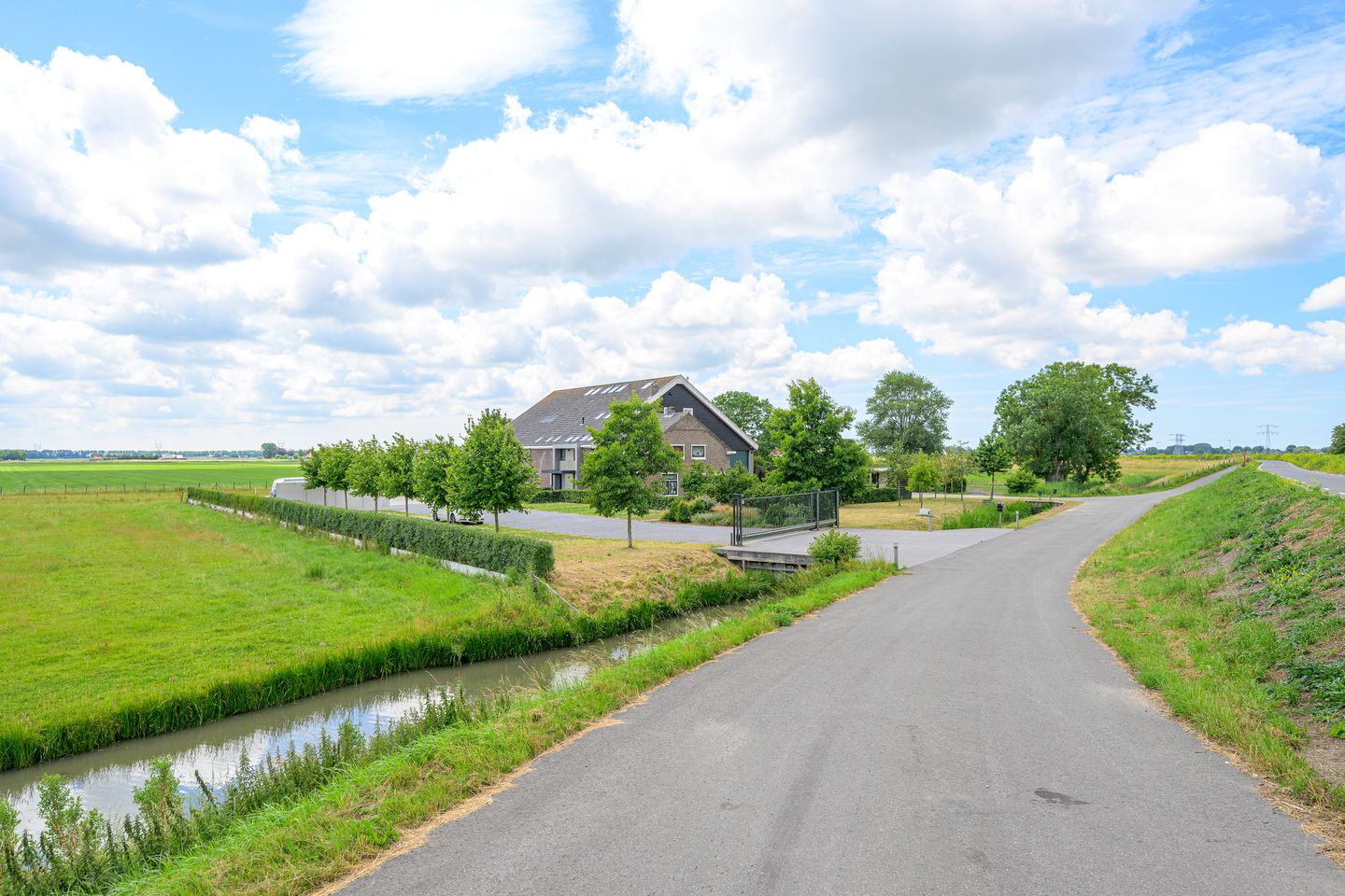 Bekijk foto 2 van Noordschermerdijk 9