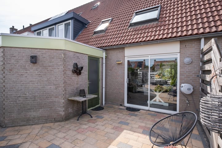 Foto 29 van Paradijsvogel 48