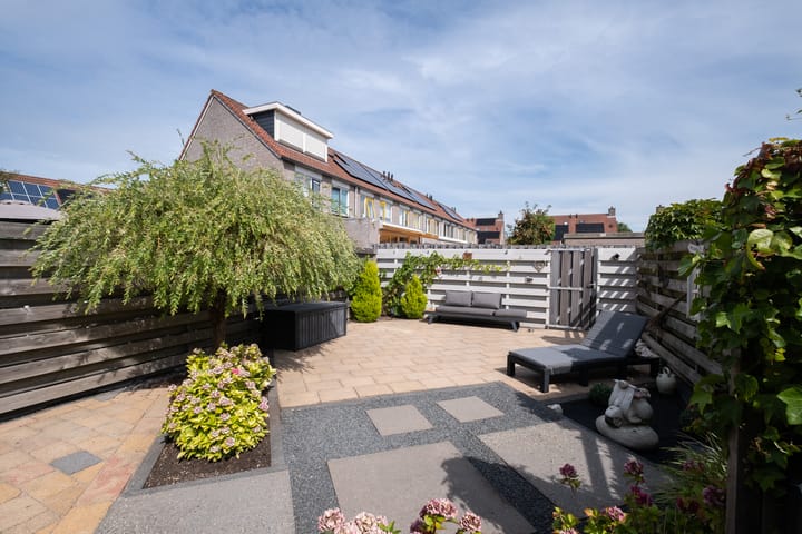 Foto 30 van Paradijsvogel 48