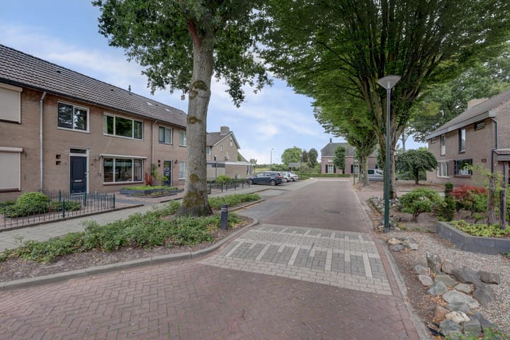 Foto 44 van Burgemeester Wientjensstraat 43