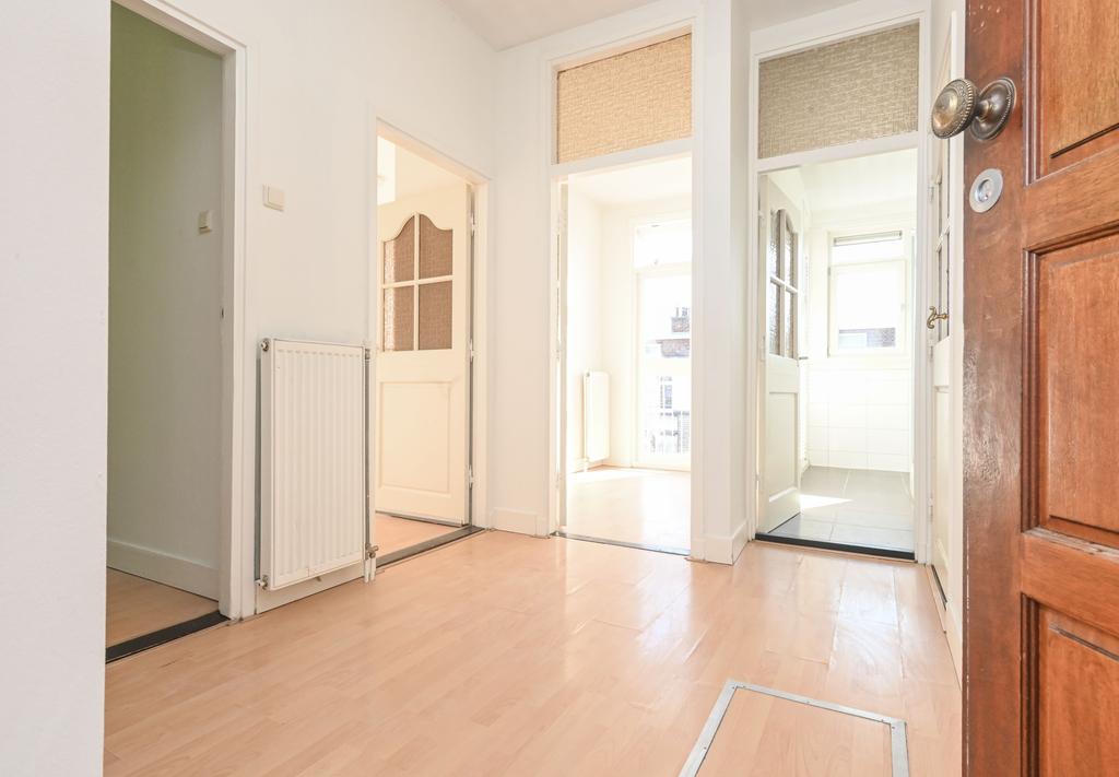 Photo 8 of Weesperstraat 126