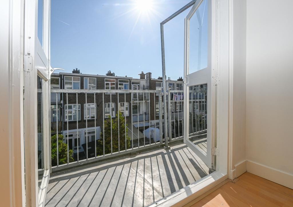 Photo 18 of Weesperstraat 126