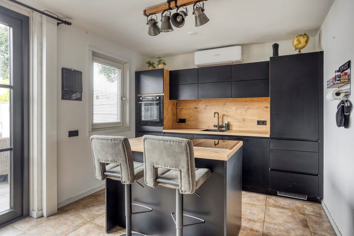 Photo 16 of Grijpskerkstraat 1