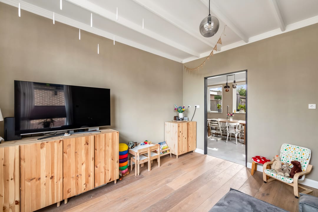 Photo 11 of Hoofdstraat West 20-A