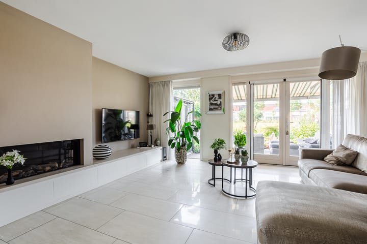 Photo 9 of Bennebroekstraat 22