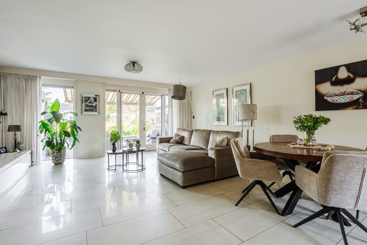 Photo 8 of Bennebroekstraat 22