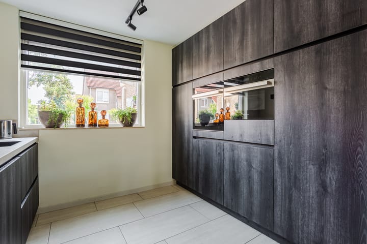 Photo 14 of Bennebroekstraat 22