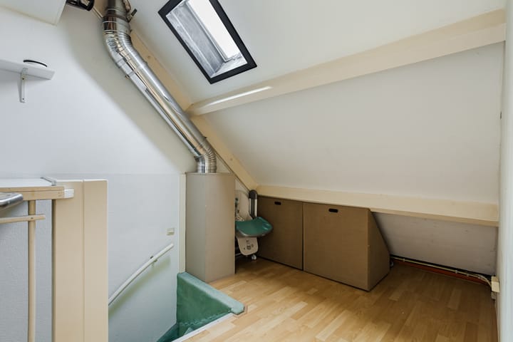 Photo 40 of Bennebroekstraat 22