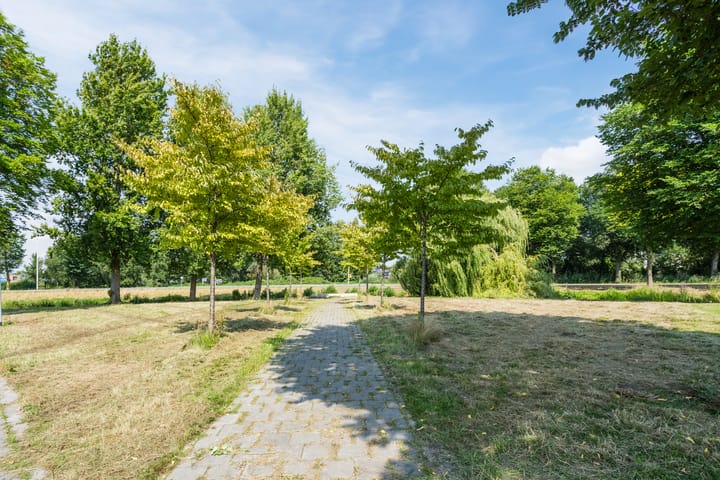 Photo 58 of Bennebroekstraat 22