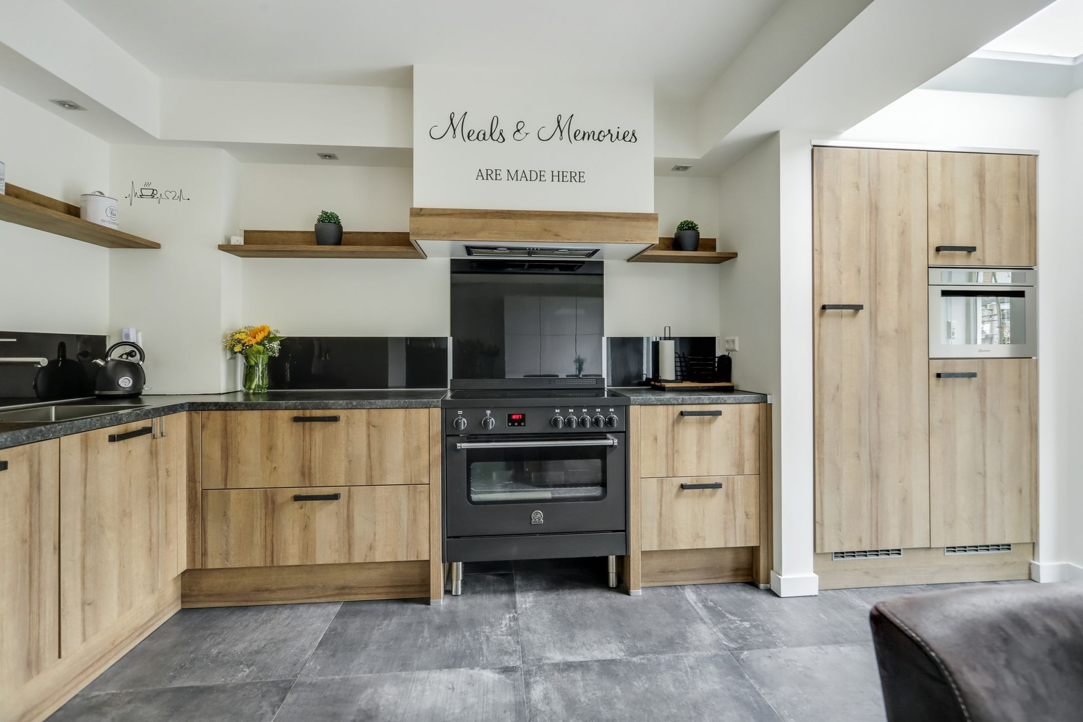 Photo 3 of Beneluxlaan 84