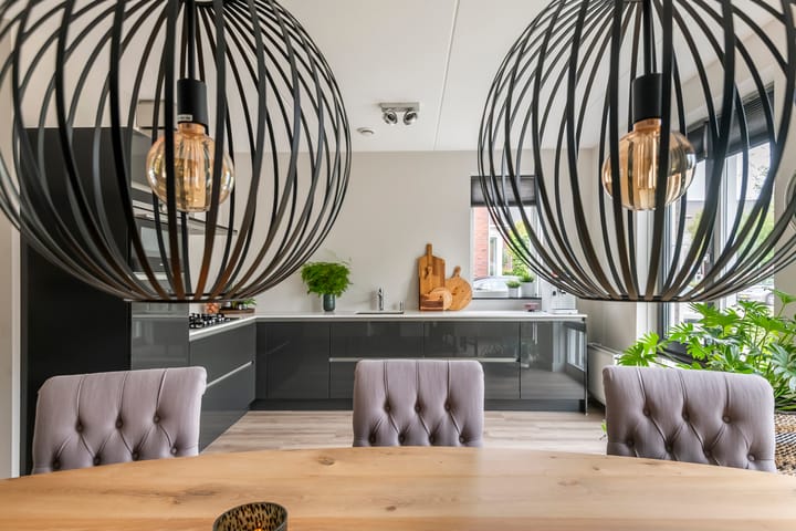 Photo 21 of Fibula 6