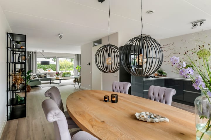 Photo 34 of Fibula 6