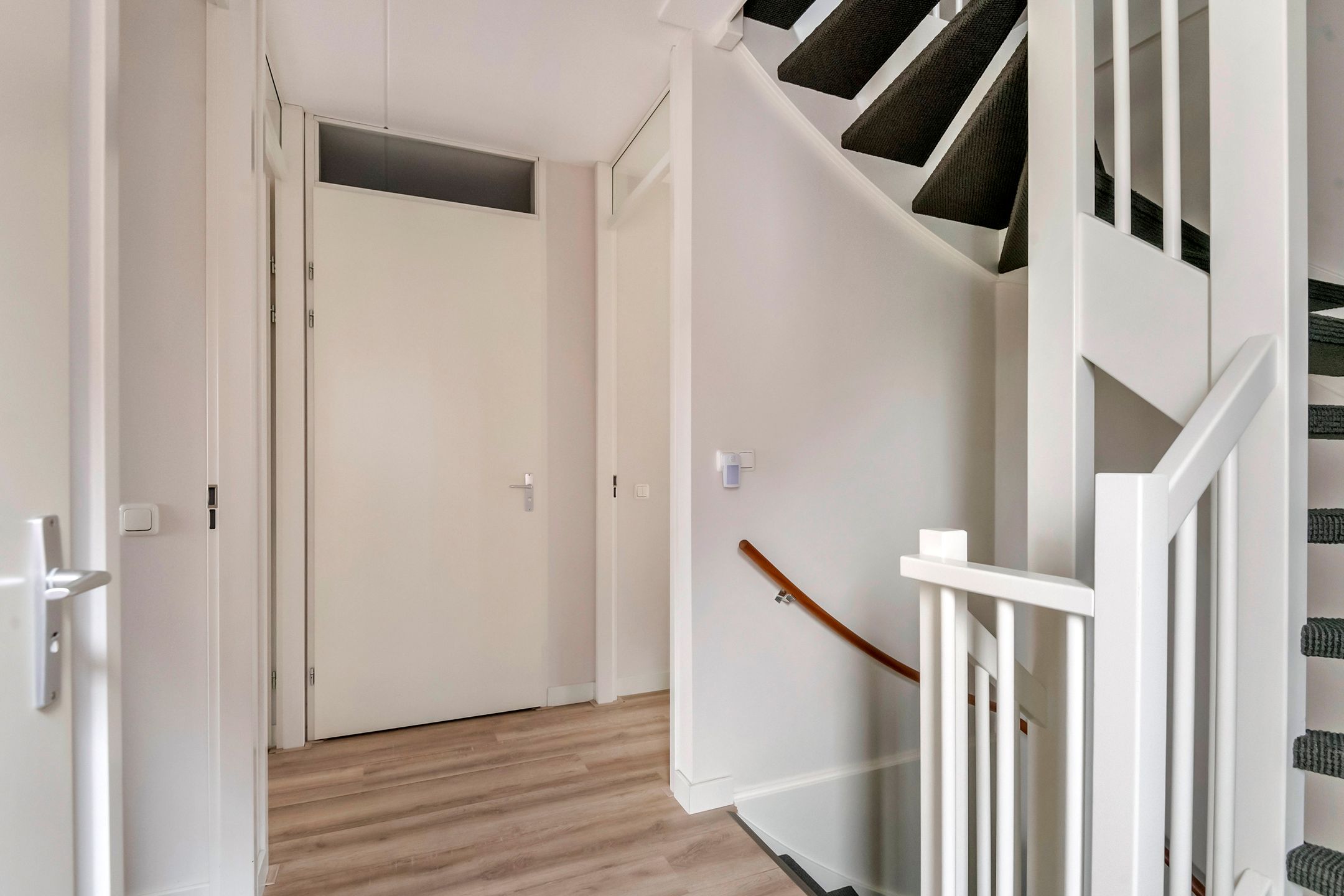 Foto 51 van Fibula 6