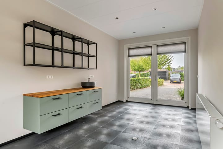 Photo 60 of Fibula 6