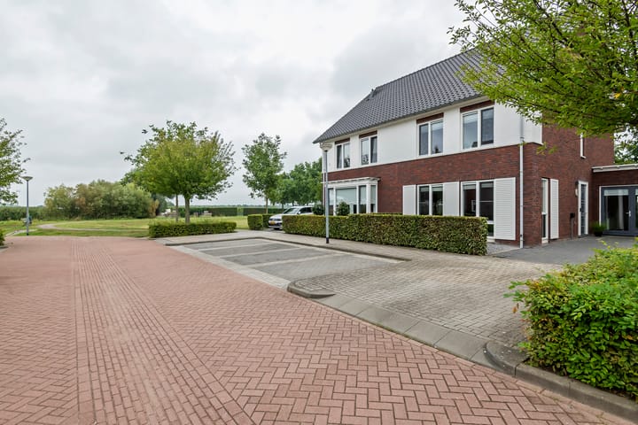 Photo 72 of Fibula 6