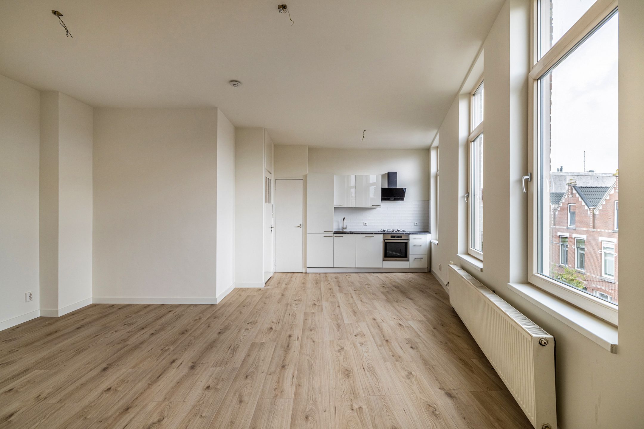 Photo 6 of Willem van Hillegaersbergstraat 117-C