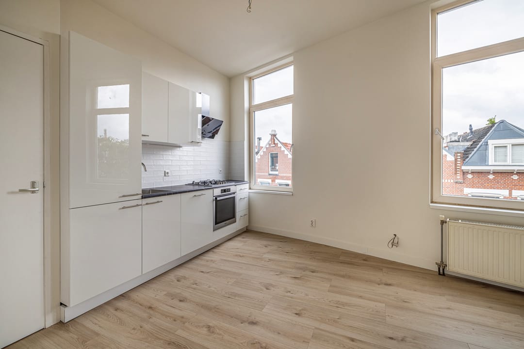 Photo 8 of Willem van Hillegaersbergstraat 117-C