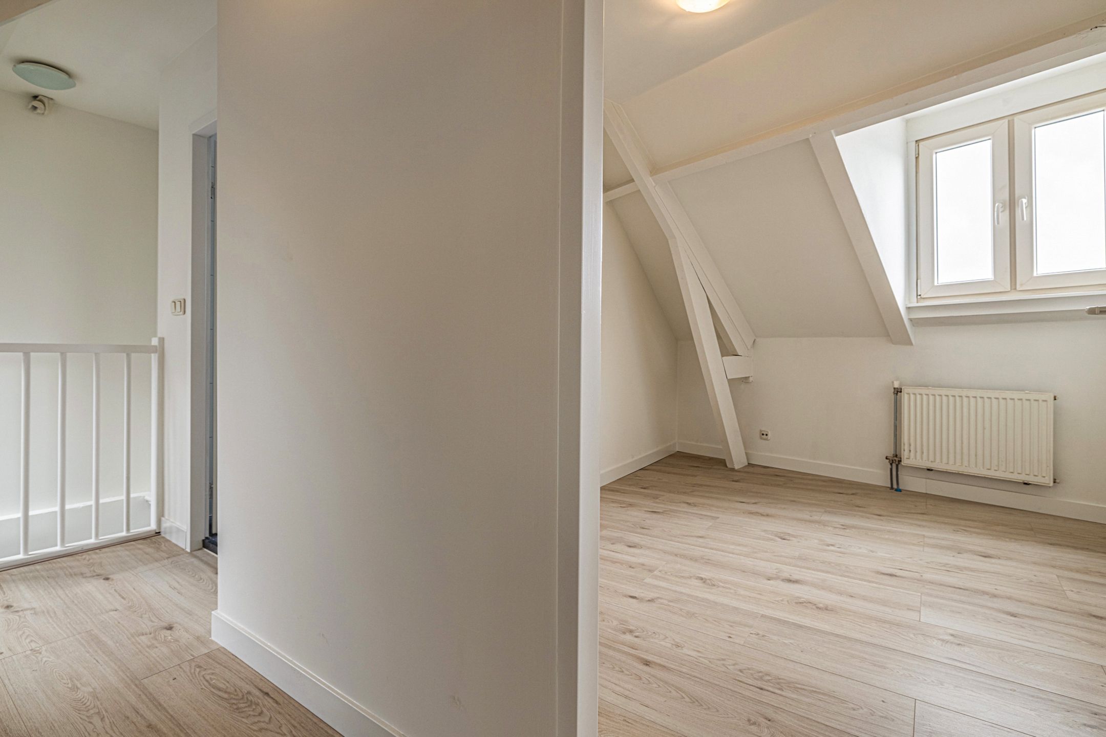 Photo 18 of Willem van Hillegaersbergstraat 117-C