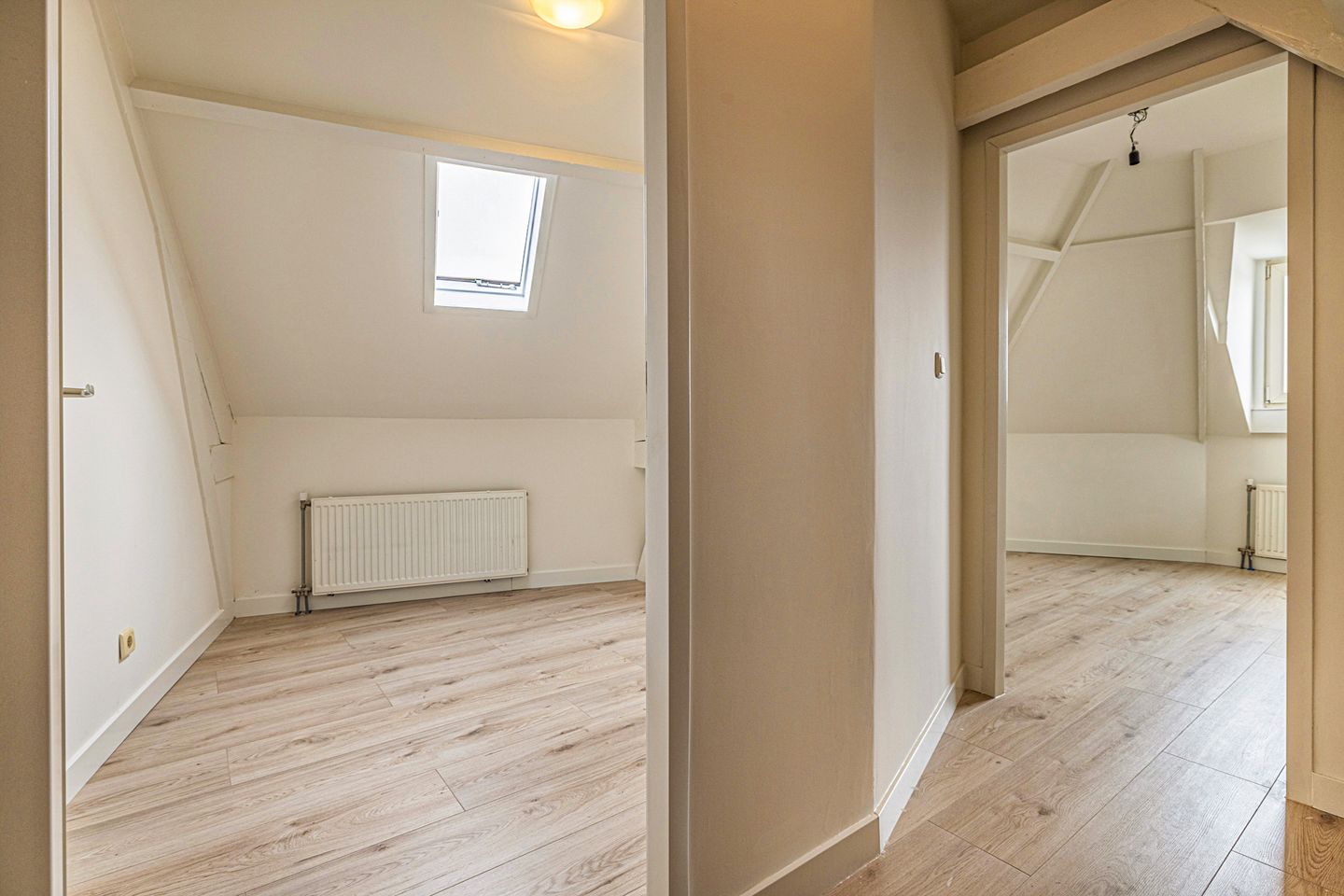 Photo 20 of Willem van Hillegaersbergstraat 117-C