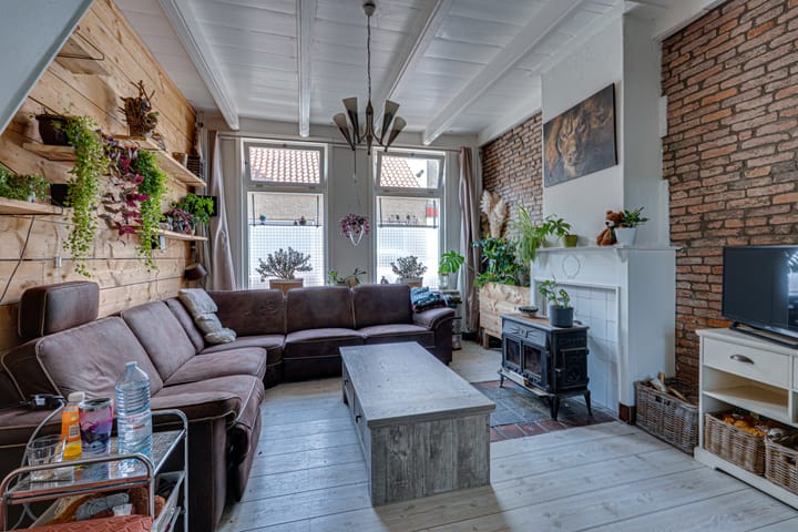 Foto 52 van Kanaalstraat 15