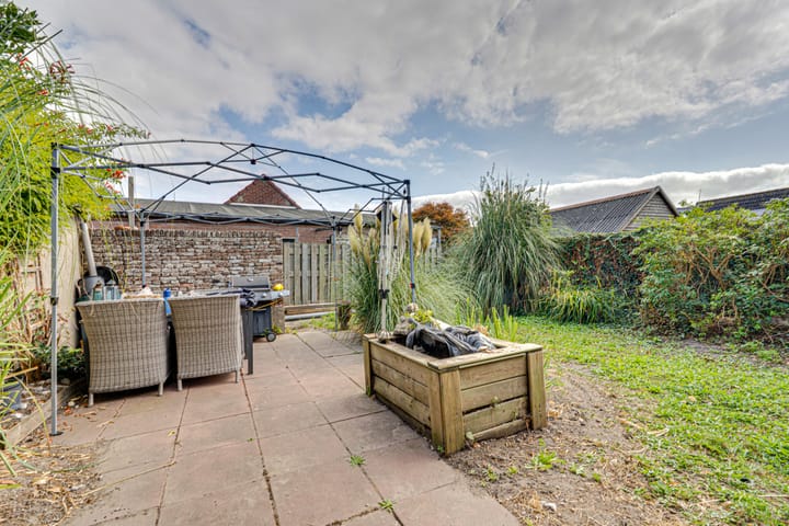 Foto 82 van Kanaalstraat 15