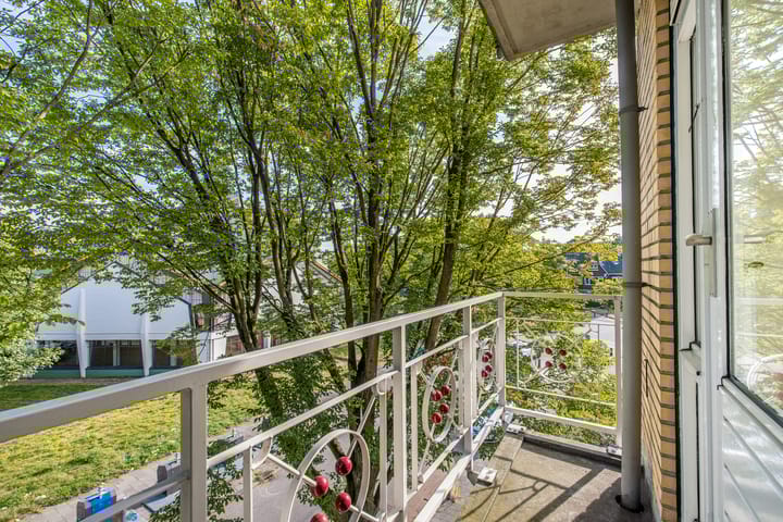 Foto 10 van Lessinglaan 35-2