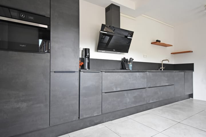 Photo 23 of Anthony Fokkerstraat 45