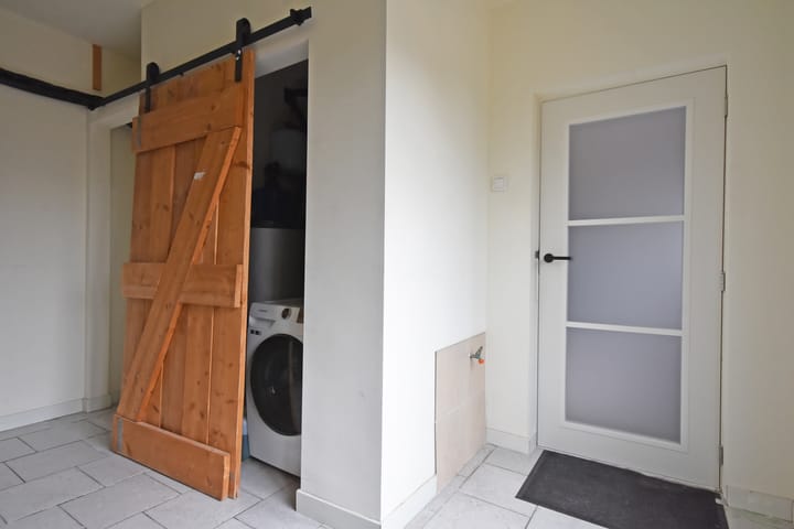 Photo 24 of Anthony Fokkerstraat 45