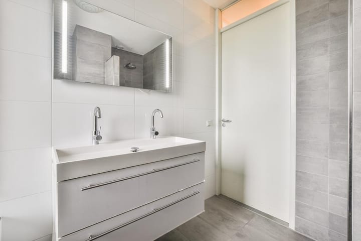 Photo 17 of Kouwenoordweg 11