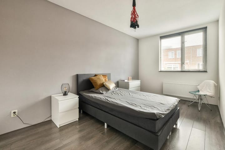 Photo 18 of Kouwenoordweg 11