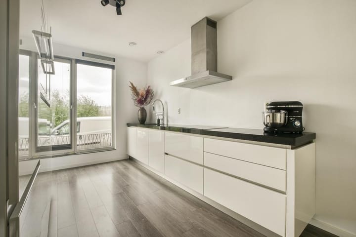 Photo 5 of Kouwenoordweg 11