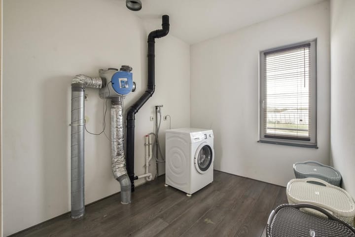 Photo 28 of Kouwenoordweg 11