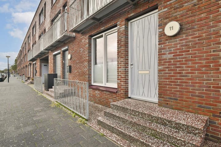 Photo 29 of Kouwenoordweg 11