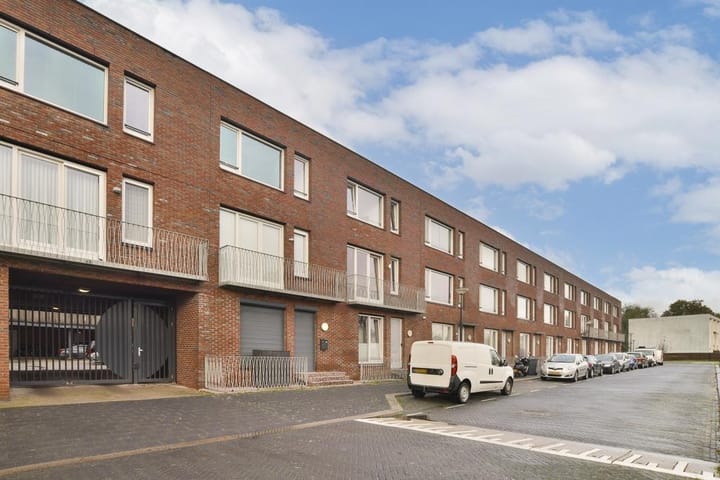 Photo 32 of Kouwenoordweg 11