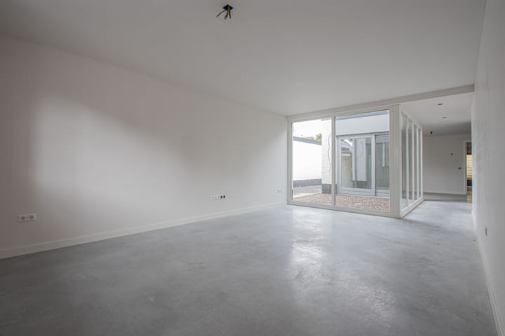 Photo 5 of Dorpstraat 14