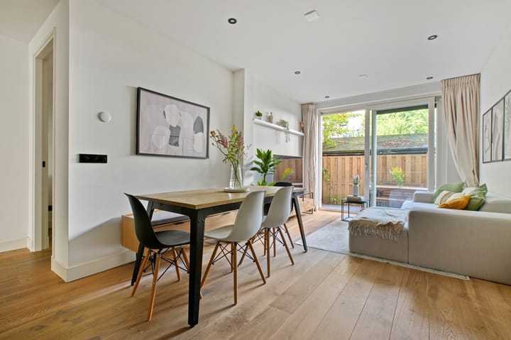 Photo 8 of Van Rappardstraat 6-H