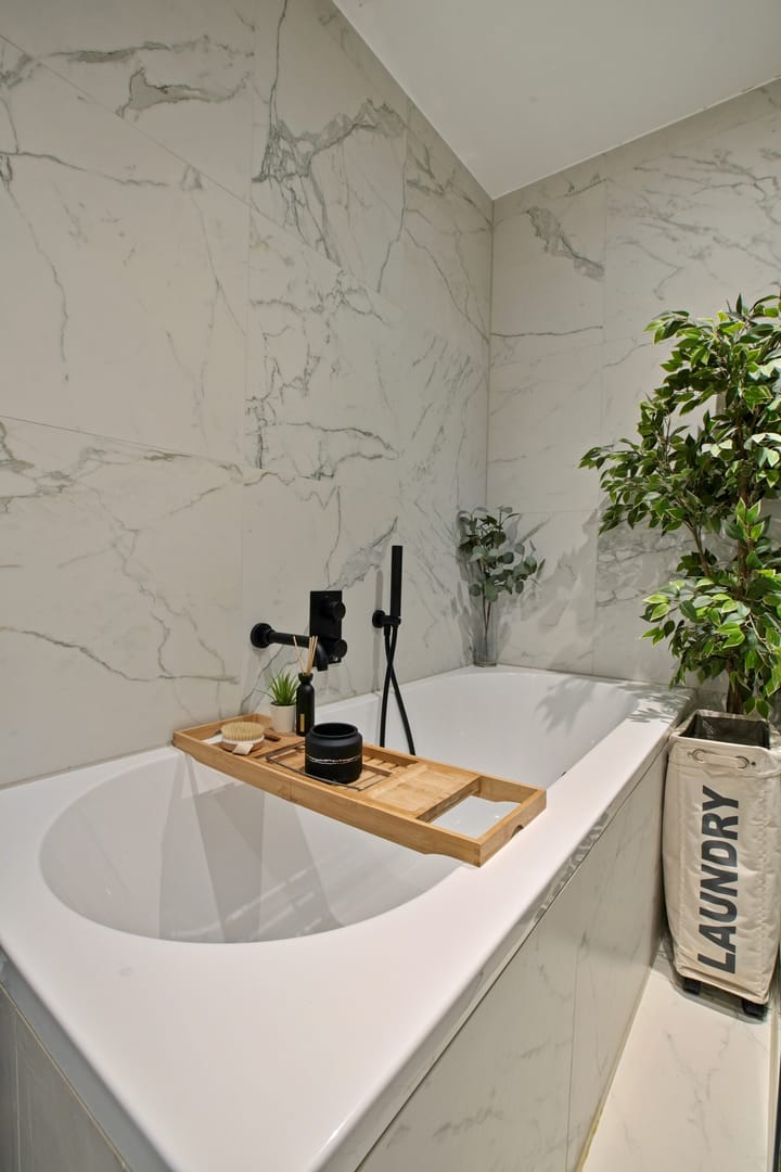 Photo 13 of Van Rappardstraat 6-H